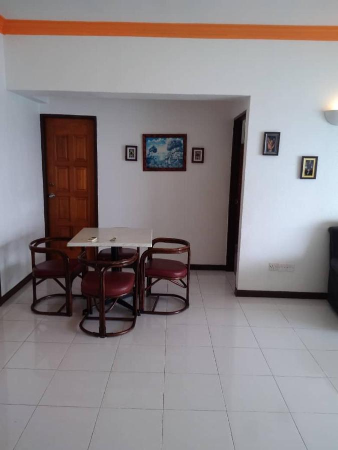 The Barn Private Home @ Sri Sayang Apartment Batu Ferringhi Exterior photo